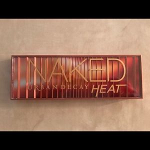 Urban Decay Naked Heat Palette